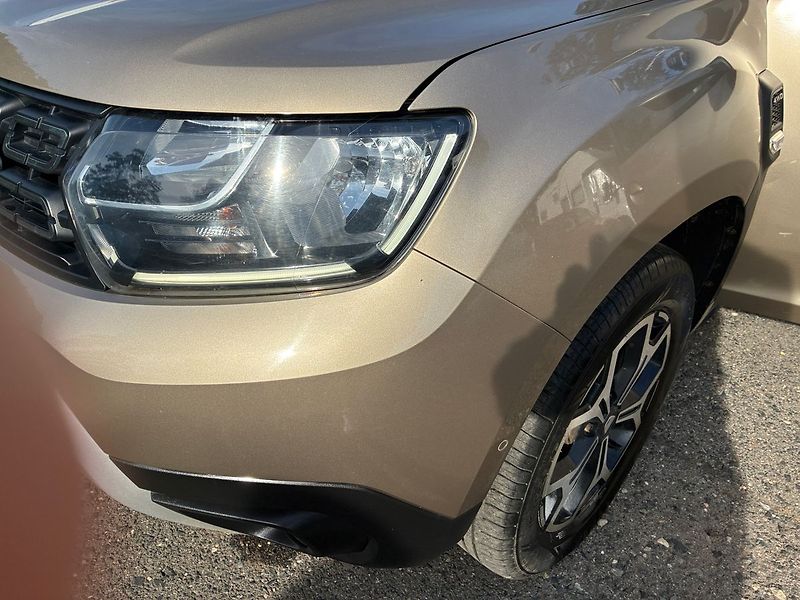 Dacia Duster 1.5 BlueDCi 4x4 PRESTIGE ČR DP - fotka 24 z 25