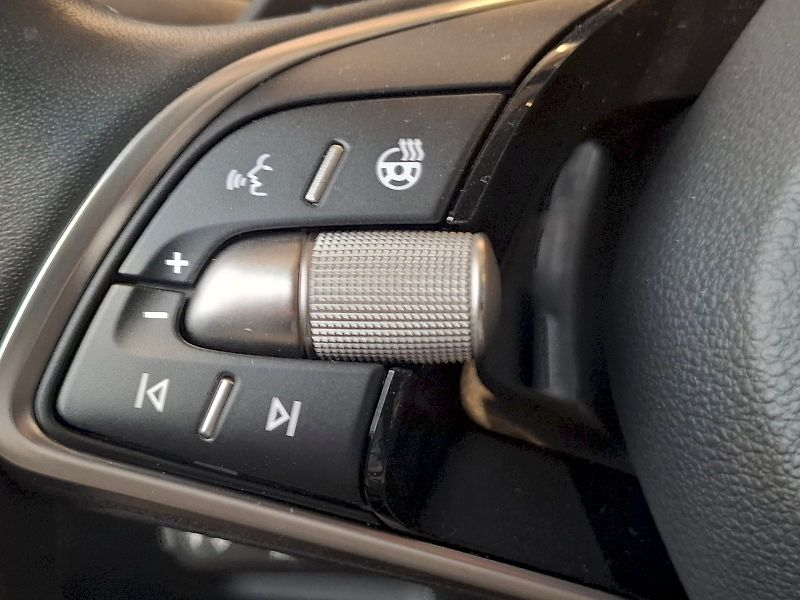 Škoda Karoq (2024) SEL TS 110/1.5 A7F - fotka 35 z 52