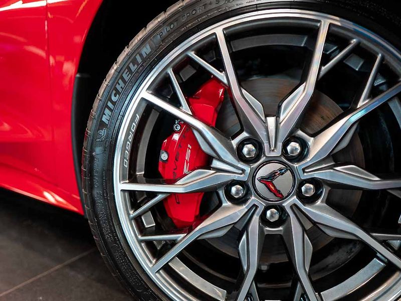 Chevrolet Corvette (2024) 6.2 Stingray C8 3LT Z51 - fotka 39 z 40