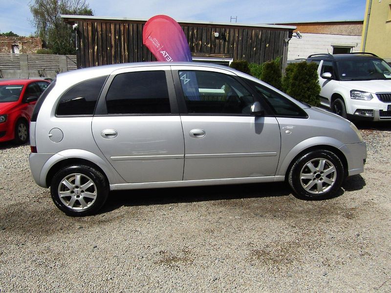 Opel Meriva (2006) 1.6 16v KLIMA FUNKČNÍ - fotka 9 z 32