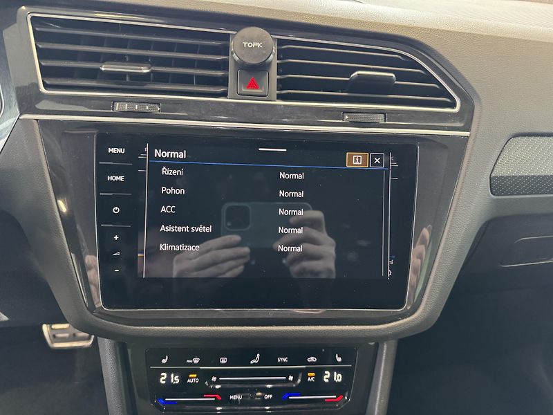 Volkswagen Tiguan (2021) 2,0TSi 4M R-LINE LED NAVI  - fotka 30 z 33
