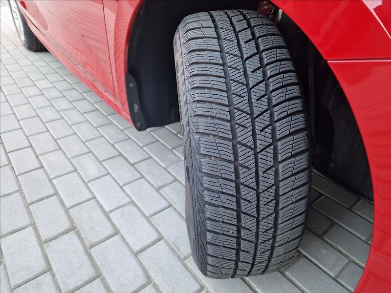 Škoda Octavia 2.0 TDI DSG,původ ČR,1.Maj - fotka 47 z 50