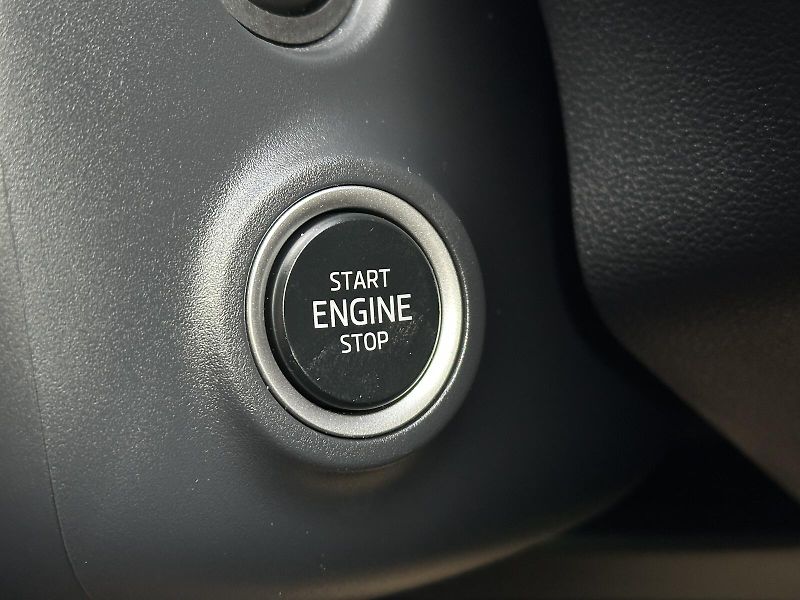 Škoda Scala 1.0TSi DSG 116PS LED V.Cockpit - fotka 21 z 47