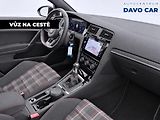 Volkswagen Golf 2,0 TSI GTI 180kW LED 1.Maj. - náhled 2