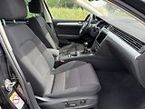 Volkswagen Passat 2.0 TDI MASÁŽ NAVIGACE 2X KOLA - náhled 35
