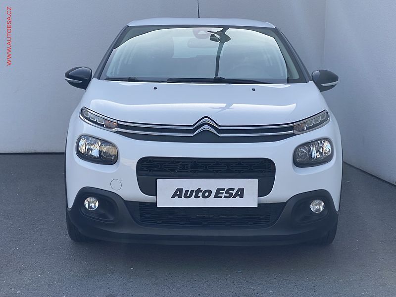 Citroën C3 (2019) 1.2PT, Navi, AC, park.čidla - fotka 2 z 16