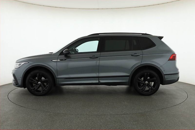 Volkswagen Tiguan Allspace (2022) R-Line 2.0 TSI - fotka 3 z 21