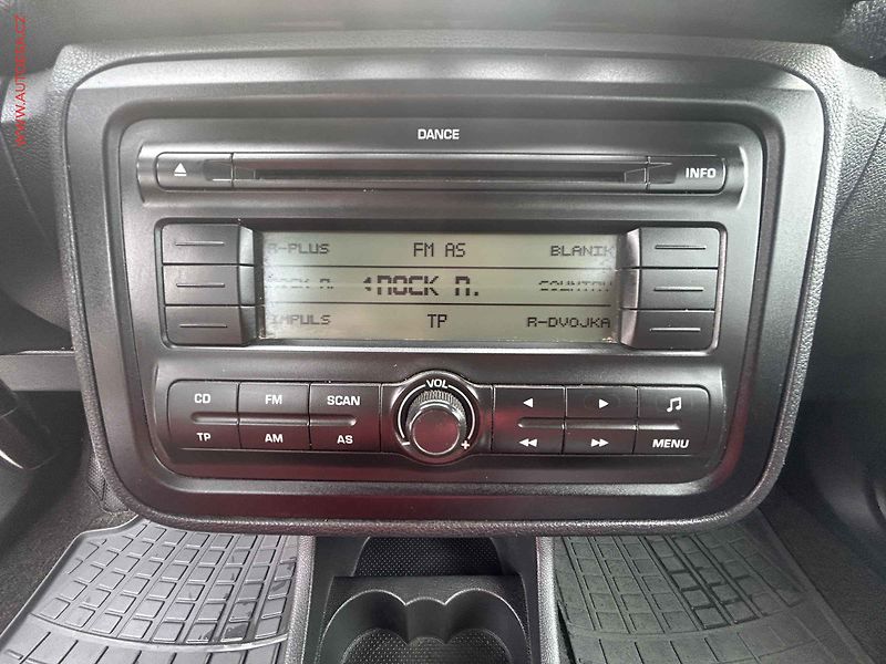 Škoda Roomster (2007) 1.6 16V - fotka 14 z 16