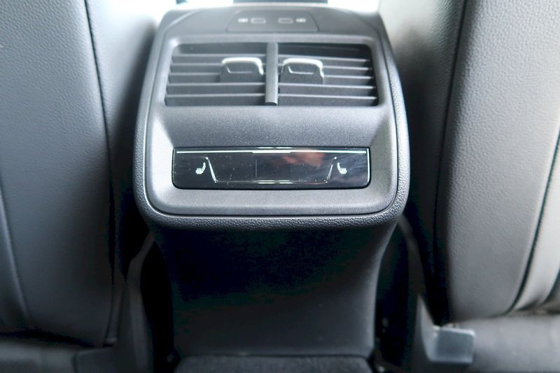 Škoda Superb (2026) Combi SportLine 2,0 TDi/110 kW - fotka 18 z 33