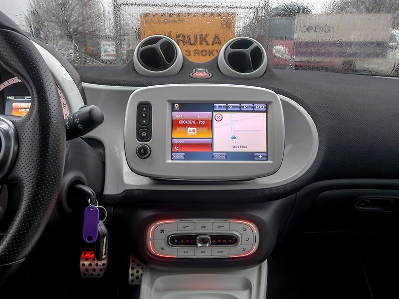 Smart Forfour (2018) ČR 12/18 NAV – SOH 93% - fotka 26 z 49