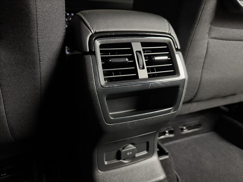Škoda Karoq 1,5 TSi  DSG Style LED Kamera - fotka 15 z 46