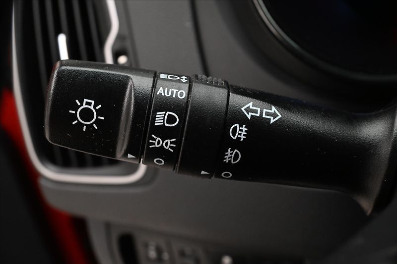Kia Rio 1,4 CVVT 80kW KLIMA Manuál Zár - fotka 25 z 29