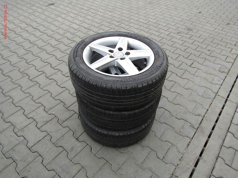 Seat Altea (2010) 1.4 TSi, 1.maj, AC, výhřev - fotka 16 z 17