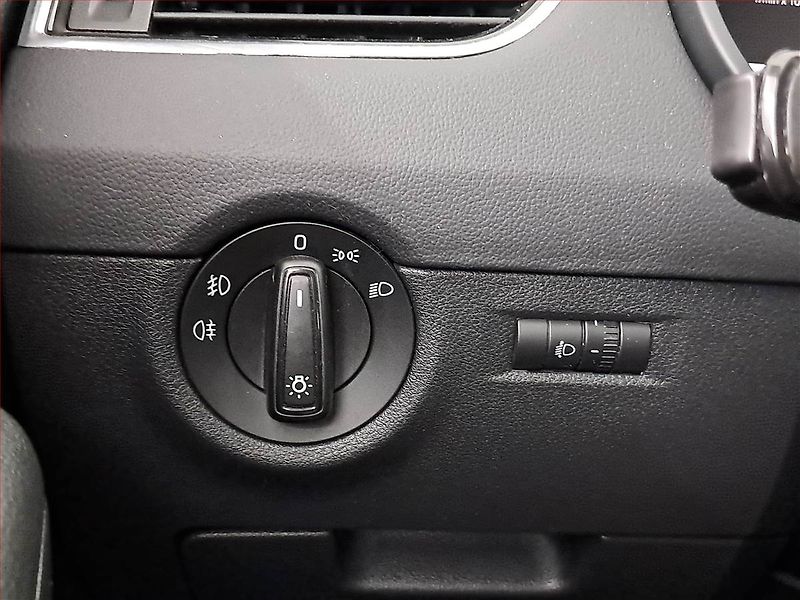 Škoda Octavia (2016) Ambition 1.6 TDI, ČR,1.maj - fotka 15 z 15