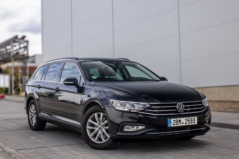 Volkswagen Passat - fotka 3 z 41