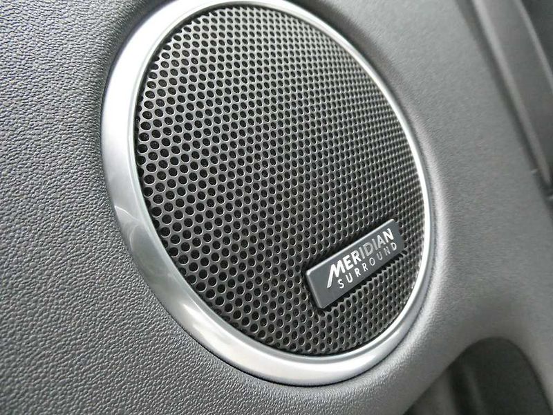 Land Rover Discovery Sport 2,0 Landmark D200 - fotka 15 z 44