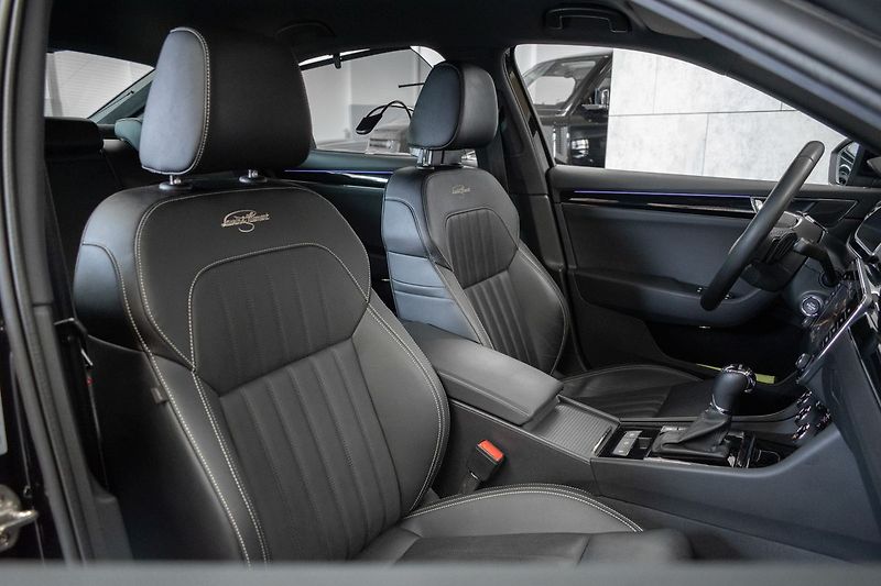 Škoda Superb TDI 147kW 4x4*L&K*WEBASTO*ČR 1 - fotka 12 z 48