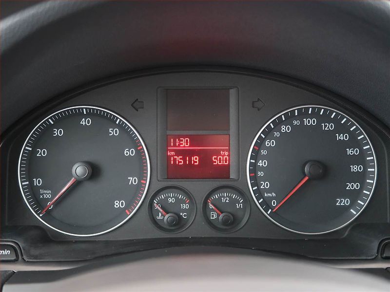 Volkswagen Golf (2005) 1.4 16V, levný provoz - fotka 11 z 14