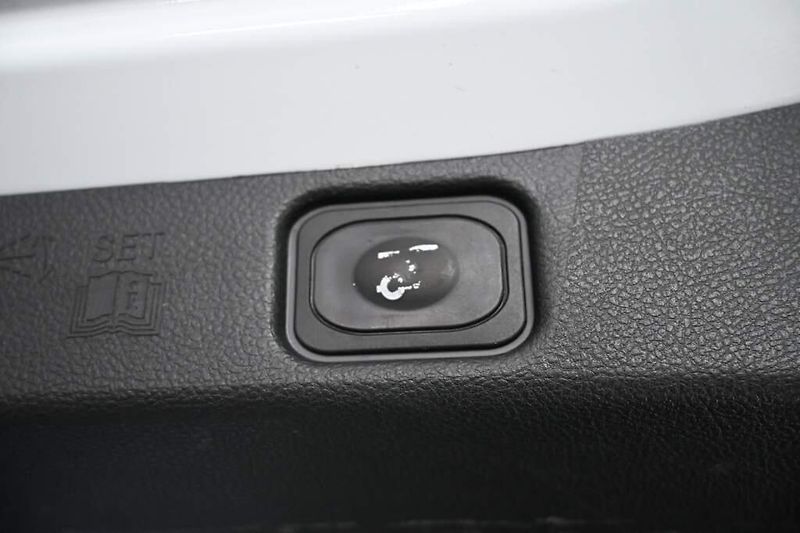 Ford Galaxy (2022) 2.0 LED ACC SONY Tažné 7 Míst - fotka 33 z 44