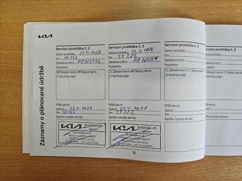 Kia ProCeed 1,5 T-GDI 118kW  GT-Line PLUS - fotka 24 z 24