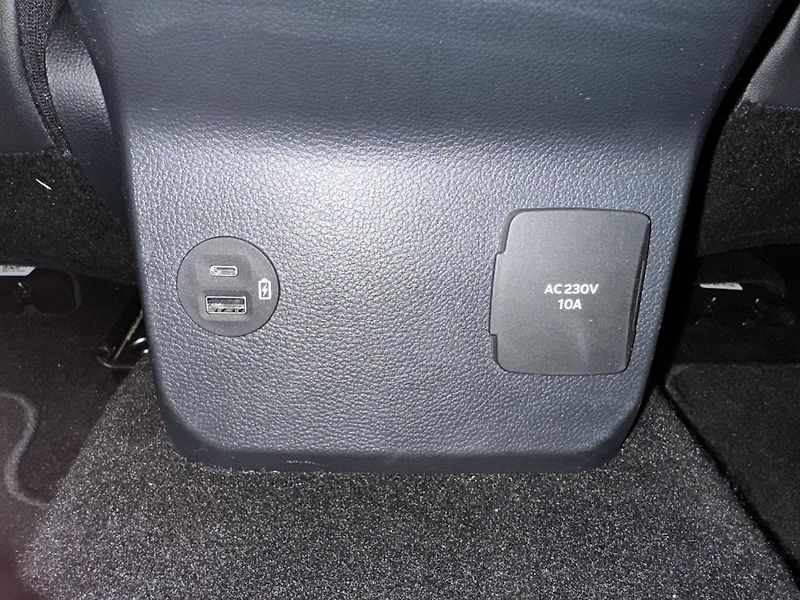 Ford Ranger Wildtrak 2.3 EB 279k PHEV aut - fotka 16 z 36