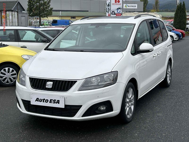Seat Alhambra (2012) 2.0 TDi, Style, autoAC - fotka 3 z 18