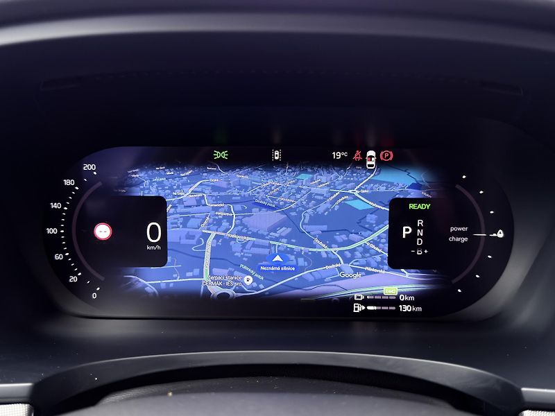Volvo S90 T8 AWD // ULTIMATE // 335 kW - fotka 42 z 50