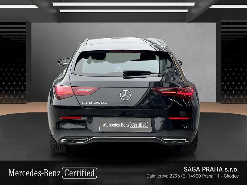 Mercedes-Benz CLA Třída 250e Shooting Brake EQ - fotka 5 z 21