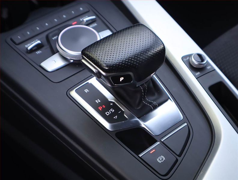 Audi A4 (2016) 3.0 TDI, 4X4, Automat - fotka 12 z 18