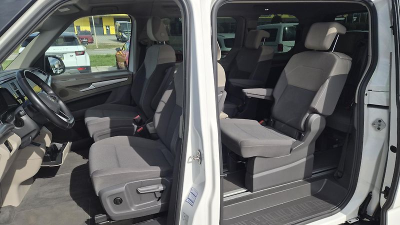 Volkswagen Transporter 2.0TSi MULTIVAN LIFE ČR 1.maj - fotka 11 z 23