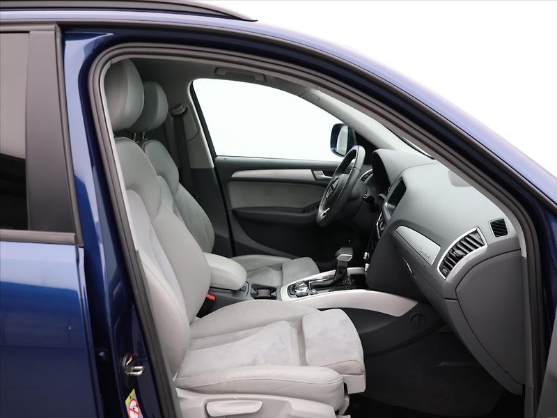 Audi Q5 3,0 TDI 180kW Aut Quattro Kůže - fotka 12 z 36