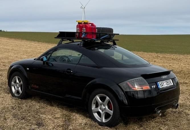 Audi TT (2002) - fotka 11 z 11