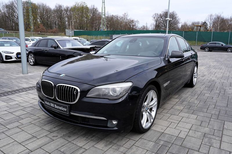 BMW Řada 7 730d  NEPOJÍZDNÉ, - fotka 2 z 45