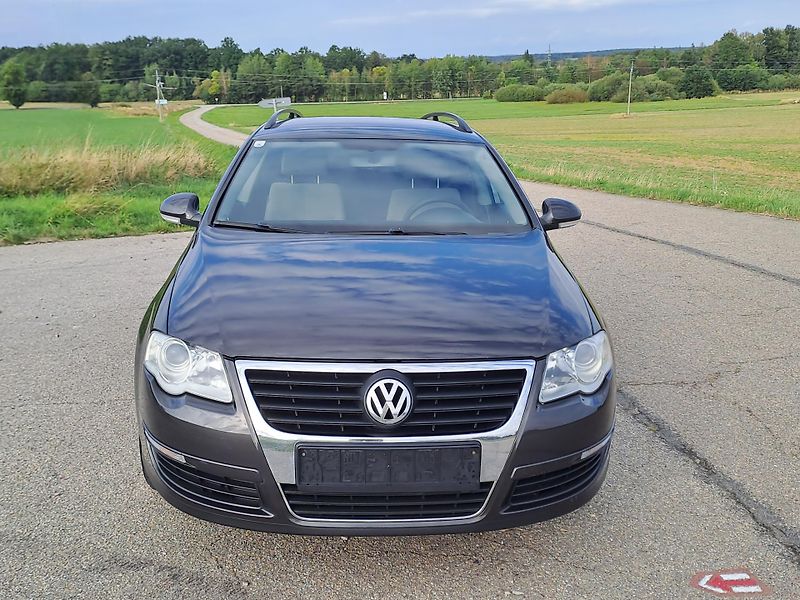 Volkswagen Passat (2006) 2.0 TDi  - fotka 1 z 32