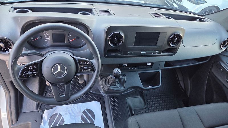 Mercedes-Benz Sprinter 317 CDI/L VELKÁ VÝBAVA - fotka 11 z 20