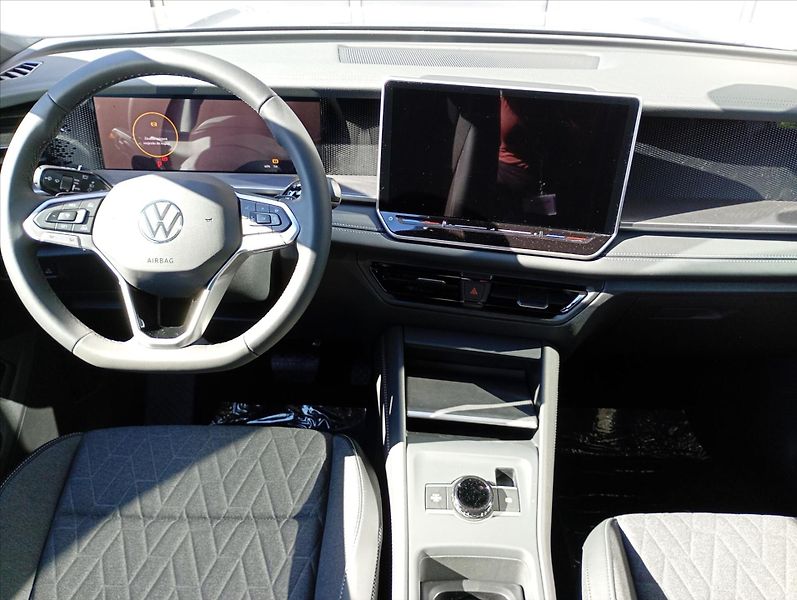 Volkswagen Tayron (2026) 2,0 TDI 110kW 7DSG  People - fotka 14 z 20
