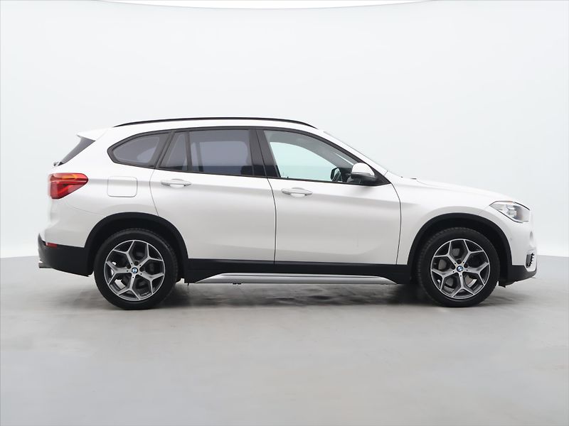 BMW X1 2,0 20d 140kW xDrive Kůže Navi - fotka 8 z 32