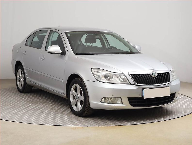 Škoda Octavia (2012) 1.6 TDI, Tempomat - fotografie inzerátu