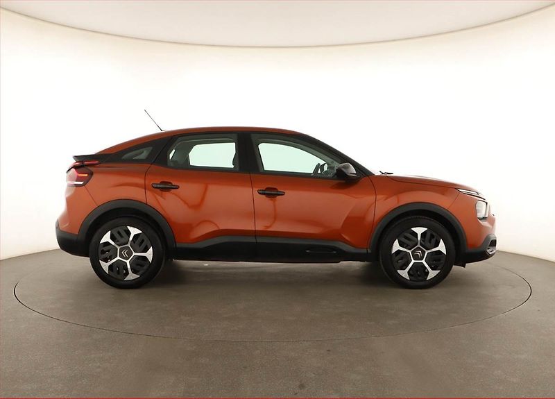 Citroën C4 (2021) 1.2 PureTech, Kůže, Tempomat - fotka 6 z 18