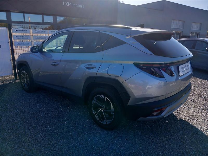 Hyundai Tucson 1,6 T-GDI MT STYLE - fotka 6 z 21