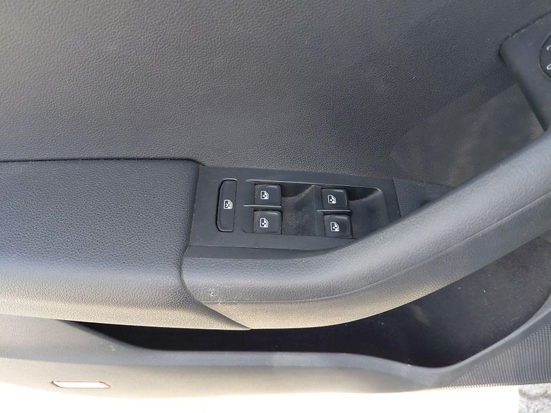 Škoda Octavia (2016) 2,0TDi 110 kW STYLE DSG - fotka 15 z 25