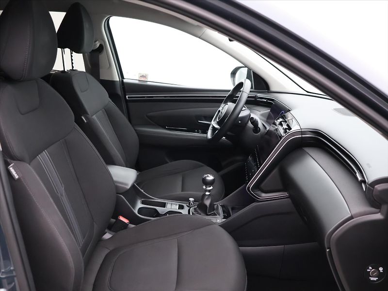 Hyundai Tucson 1,6 CRDi MHEV 100kW Style - fotka 13 z 33