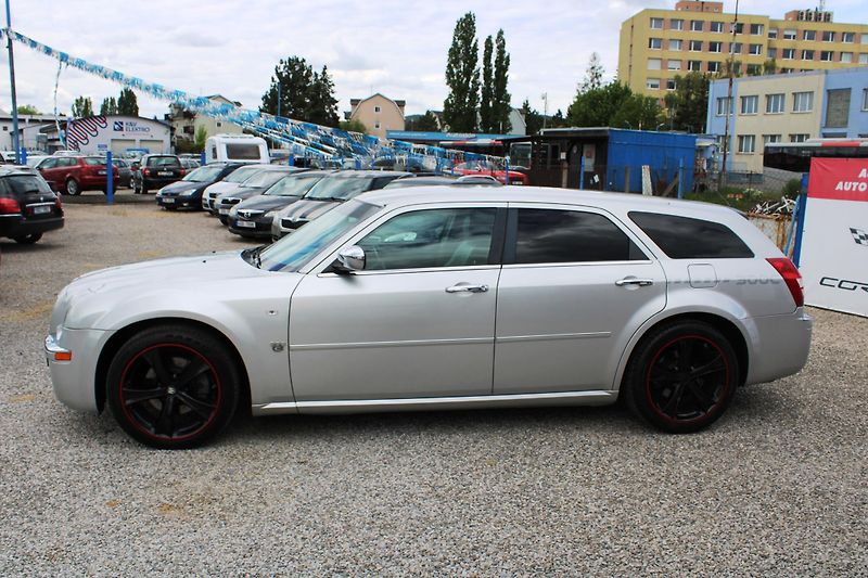 Chrysler 300C (2007) REZERVACE - fotka 4 z 16