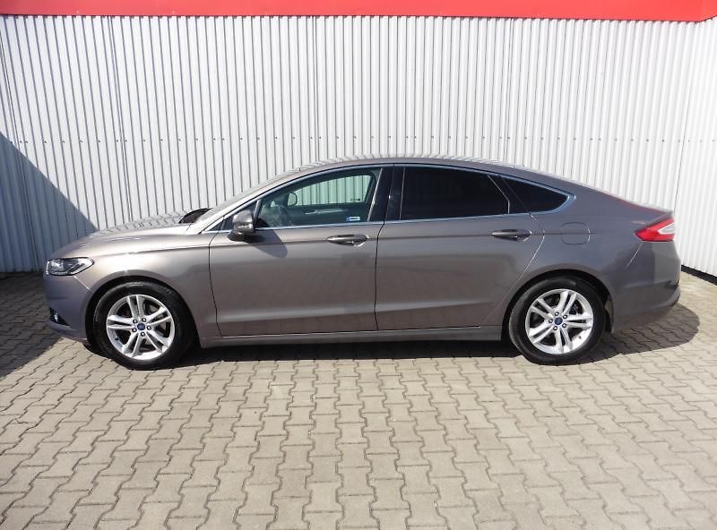 Ford Mondeo Titanium 1.5 EcoBoost - fotka 5 z 14