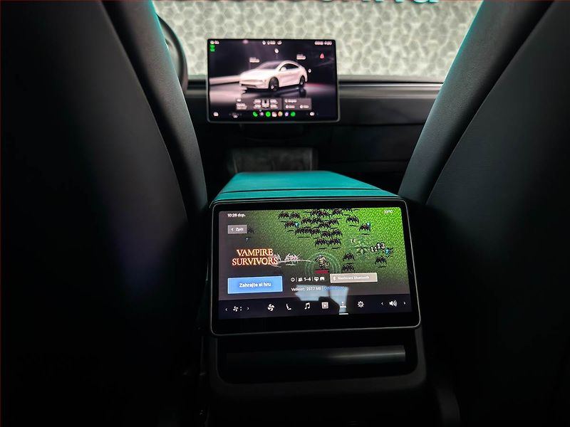 Tesla Model Y (2025) Long Range AWD 79kWh - fotka 20 z 21