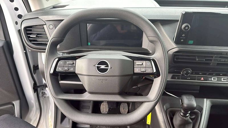 Opel Vivaro (2025) L1 (M) Panel Van 2.2 CDTi 150k - fotka 16 z 23
