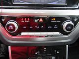 SsangYong Korando (2022) 1.5T-GDi 4x4, 2.maj,ČR, AT - náhled 13
