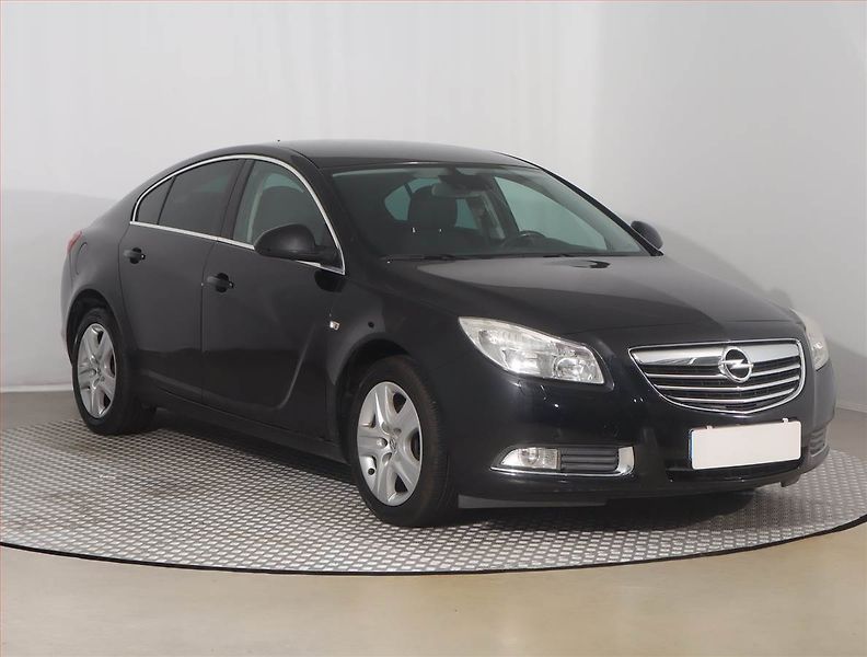 Opel Insignia (2011) 1.4 Turbo, Navi, Tempomat - fotografie inzerátu