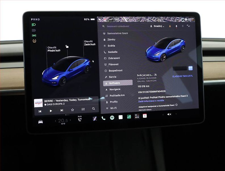 Tesla Model 3 (2021) Long Range 4WD 74kWh, SoH 89% - fotka 9 z 23