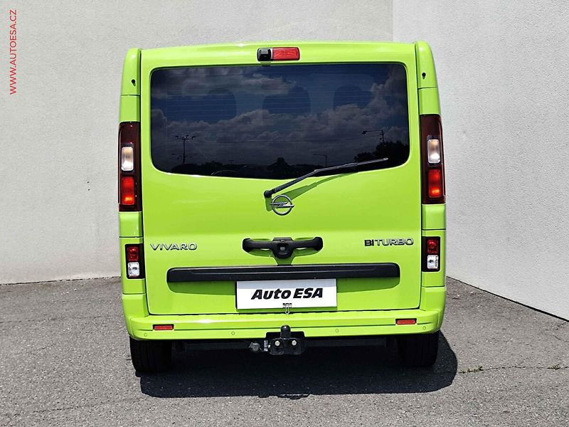 Opel Vivaro (2015) 1.6CDTi 9míst, TZ, navi, 92kW - fotka 5 z 27